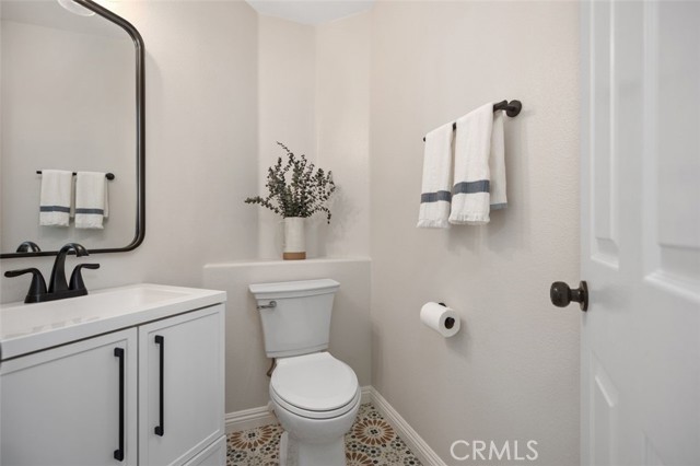 Detail Gallery Image 32 of 46 For 8 Quebec, Aliso Viejo,  CA 92656 - 3 Beds | 2/1 Baths