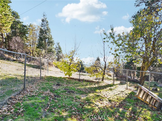 Detail Gallery Image 25 of 27 For 21520 Peak Cir, Cedarpines Park,  CA 92322 - 3 Beds | 2/1 Baths