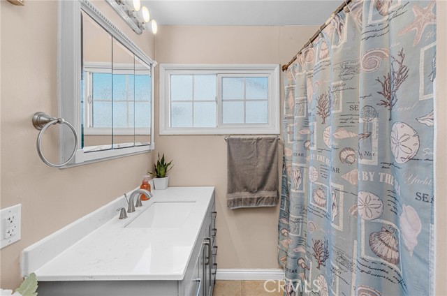 Detail Gallery Image 20 of 30 For 13742 Hanwell Ave, Bellflower,  CA 90706 - 2 Beds | 1 Baths