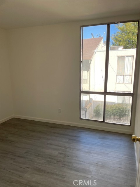 8601 International Avenue, 270 photo 7