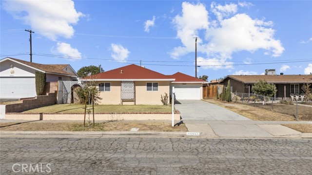 Detail Gallery Image 3 of 45 For 38953 Foxholm Dr, Palmdale,  CA 93551 - 4 Beds | 2 Baths
