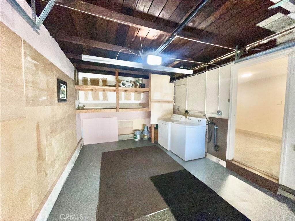 https://media.crmls.org/medias/0d1e796b-2ced-4669-8c58-abefb2d955f2.jpg?preset=X-Large