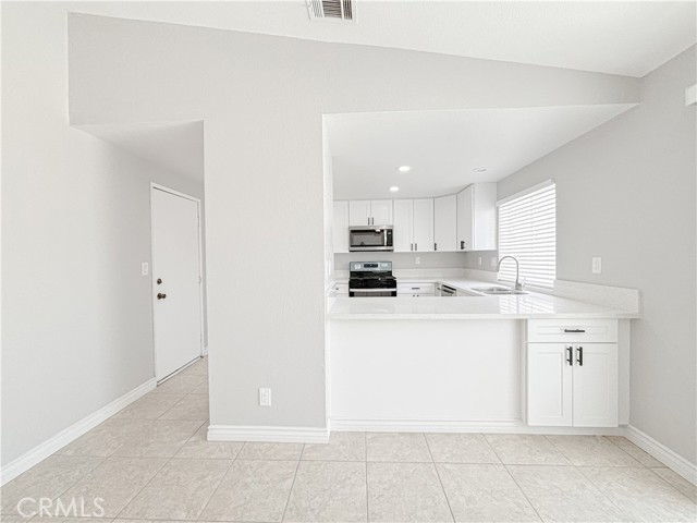 Detail Gallery Image 9 of 25 For 36850 37th St, Palmdale,  CA 93550 - 3 Beds | 2 Baths