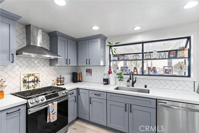 Detail Gallery Image 15 of 64 For 207 E Blue Mountain, Claremont,  CA 91711 - 3 Beds | 2 Baths