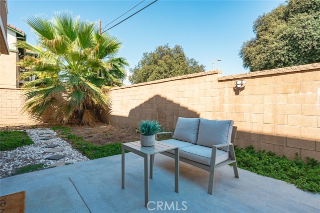 Detail Gallery Image 4 of 47 For 1406 Girona Drive, Phillips Ranch,  CA 91766 - 4 Beds | 3 Baths