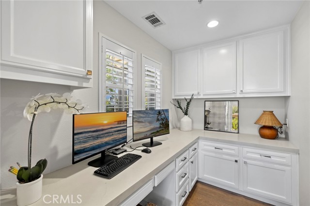 Detail Gallery Image 17 of 39 For 36 Tuberose St, Ladera Ranch,  CA 92694 - 3 Beds | 2/1 Baths