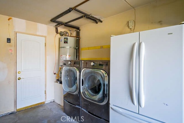 9572 Indian Wells Circle, Huntington Beach CA: https://media.crmls.org/medias/0d20a192-9dc3-4e98-a1a1-a9caa77d9002.jpg