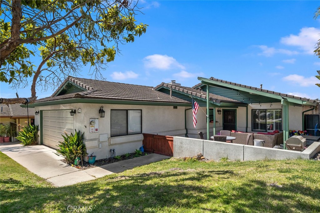 411 Spanish Moss Lane