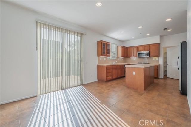 Detail Gallery Image 10 of 30 For 4863 Yale St, Montclair,  CA 91763 - 4 Beds | 2/1 Baths