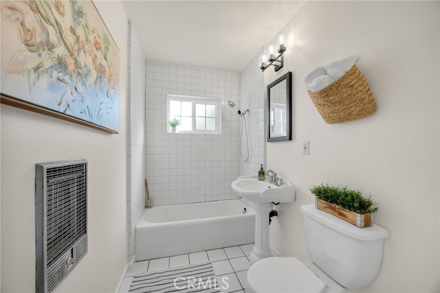 Image 21 of 34 For 10542 Rose Street