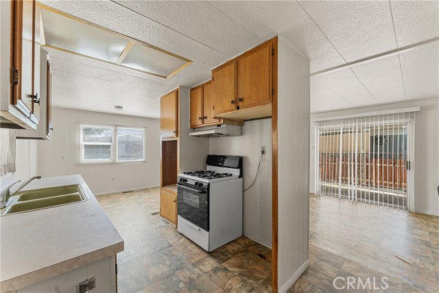 2 Bed Home for Sale in Rosamond, California