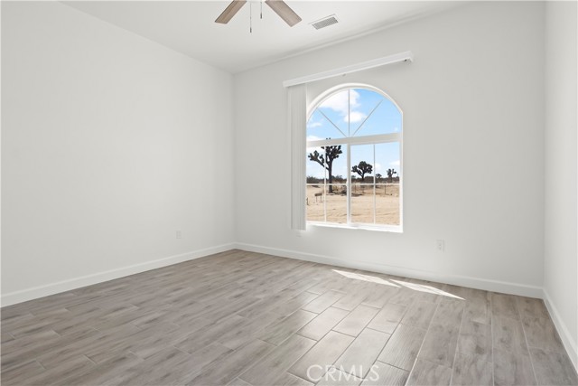 6374 Cayucos Drive, Phelan CA: https://media.crmls.org/medias/0d23dbca-f806-47ca-986a-db67ccee5b37.jpg