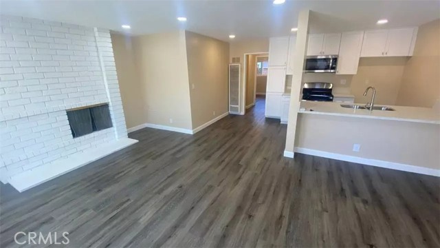 Detail Gallery Image 3 of 8 For 786 N Shattuck Pl, Orange,  CA 92867 - – Beds | – Baths