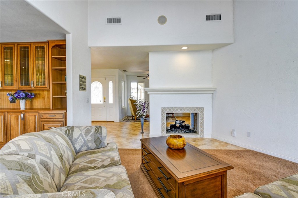 MLS #OC25184168 image #25