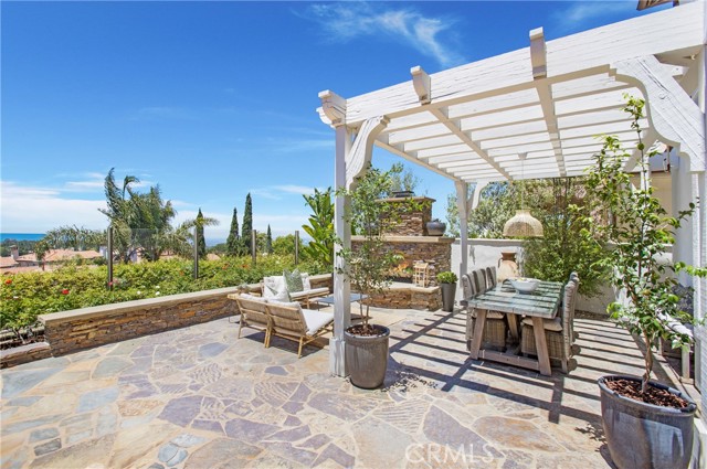 33 Renata, Newport Coast CA: https://media.crmls.org/medias/0d2598f8-c5d1-4136-b8c6-a0dfaed0a799.jpg