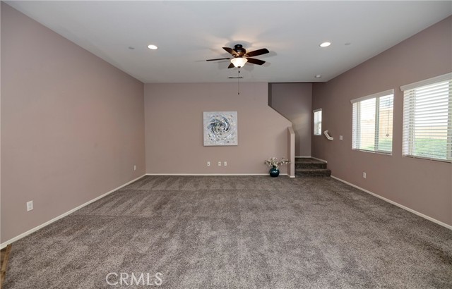 Detail Gallery Image 13 of 49 For 16782 Buttonwood, Fontana,  CA 92336 - 4 Beds | 3 Baths