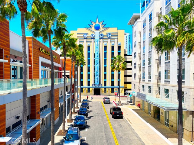645 Chestnut Avenue, Long Beach CA: https://media.crmls.org/medias/0d263ebc-fe8d-4c1e-a65c-dea3ce664e02.jpg