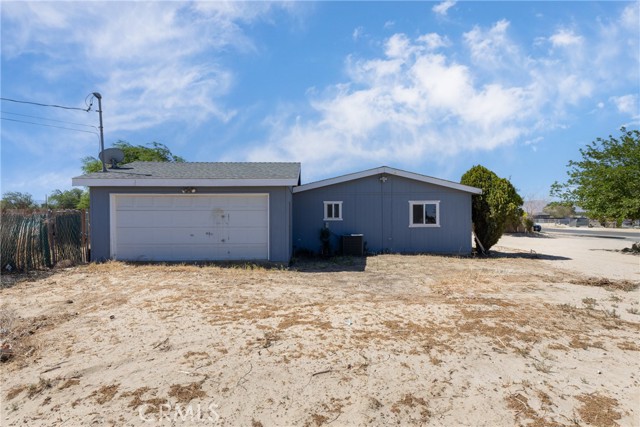 Detail Gallery Image 4 of 30 For 38448 95th St, Palmdale,  CA 93591 - 3 Beds | 2 Baths