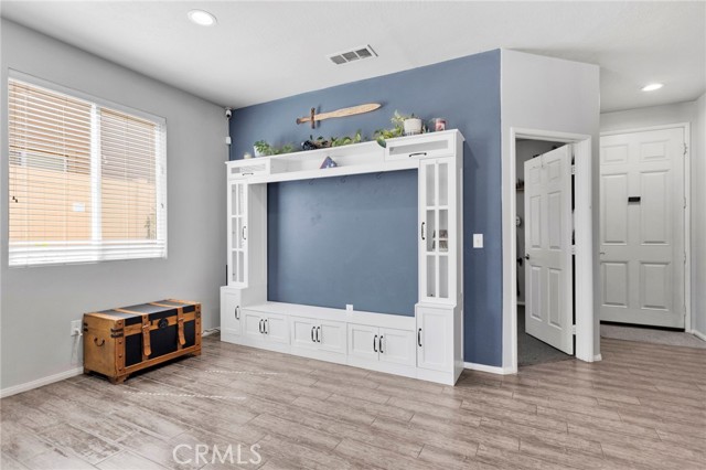 Detail Gallery Image 18 of 49 For 8179 Taft, Oak Hills,  CA 92344 - 4 Beds | 2 Baths