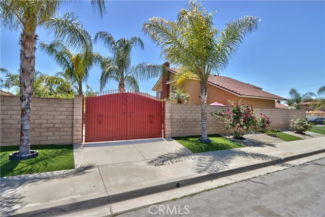 Image 34 of 39 For 12914 Coralberry St.