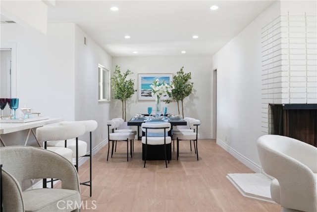 Detail Gallery Image 14 of 38 For 335 N London Pl, Anaheim,  CA 92806 - 5 Beds | 3 Baths