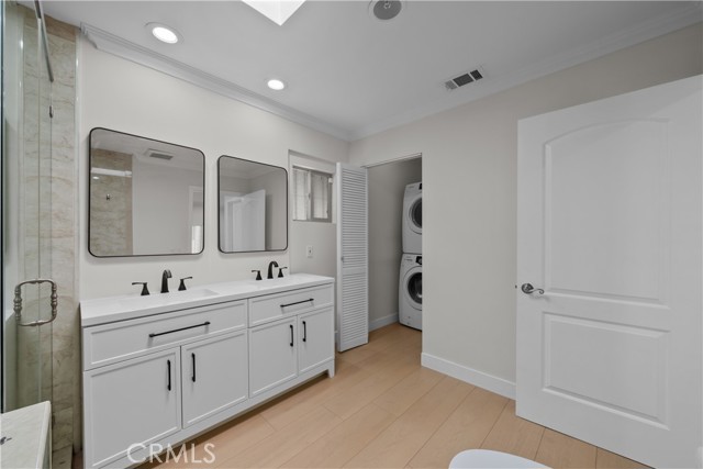 5025 Noble Avenue, Sherman Oaks CA: https://media.crmls.org/medias/0d273910-44ee-4015-bbae-de297f209a9a.jpg