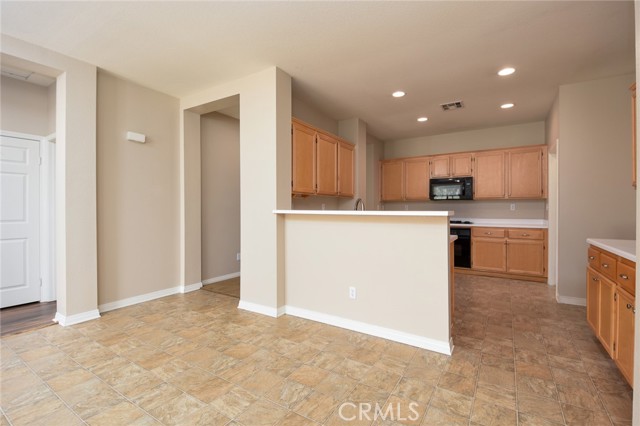 Detail Gallery Image 10 of 32 For 8170 Mira Loma Ave, Hemet,  CA 92545 - 3 Beds | 2 Baths