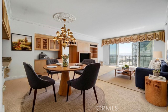 850 E Ocean Boulevard, Long Beach CA: https://media.crmls.org/medias/0d28e022-aa36-46b8-9d6c-b4e4b2a3e40d.jpg