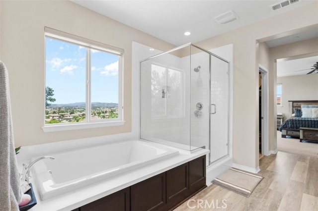 35403 Laurel Tree Court, Winchester CA: https://media.crmls.org/medias/0d290111-0026-4997-a961-1b0b07a5f462.jpg