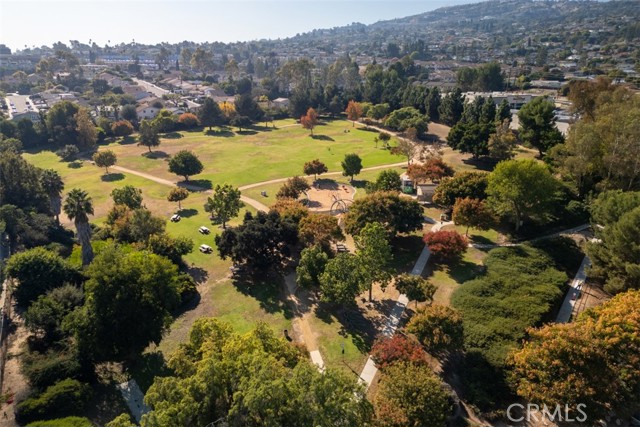 Detail Gallery Image 37 of 39 For 1404 Stonewood Ct, San Pedro,  CA 90732 - 2 Beds | 2/1 Baths