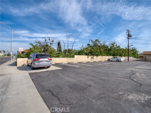 Detail Gallery Image 12 of 23 For 516 S State College Bld, Anaheim,  CA 92806 - 2 Beds | 1 Baths
