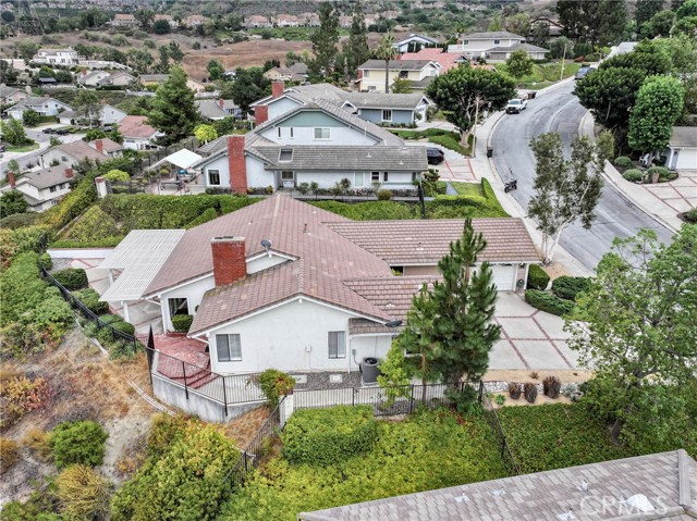 614 S Pathfinder Trail, Anaheim Hills CA: https://media.crmls.org/medias/0d2a3a52-5423-4fa9-8745-b9700069ae0f.jpg