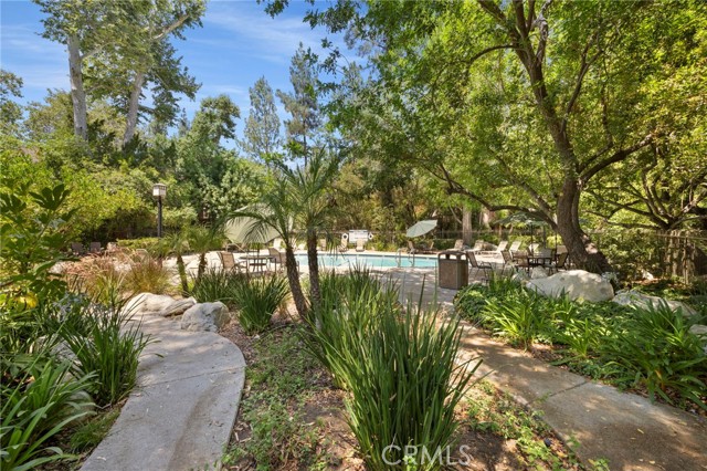Detail Gallery Image 25 of 25 For 7150 Carlson Cir #21,  Canoga Park,  CA 91303 - 2 Beds | 1/1 Baths