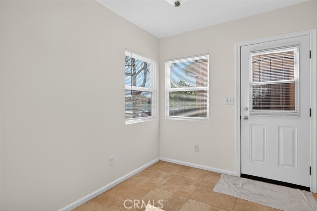 Detail Gallery Image 3 of 13 For 1129 N Briarwood St, Anaheim,  CA 92805 - 2 Beds | 1 Baths