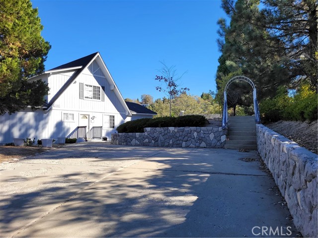 27068 Ironwood, Lake Arrowhead, CA 92352