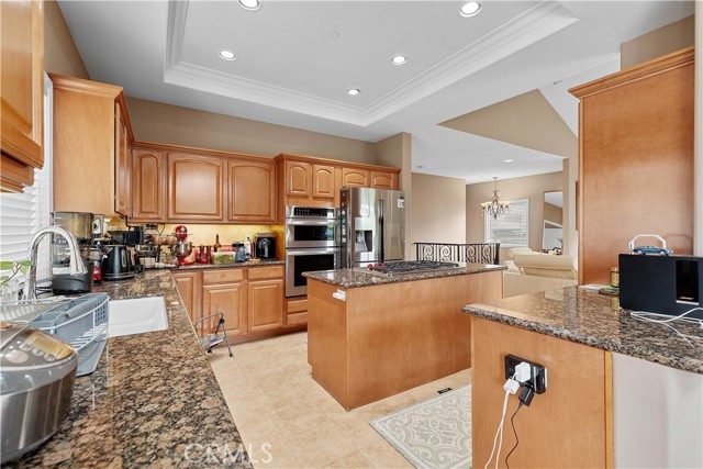 Detail Gallery Image 26 of 46 For 211 S Francisca #B,  Redondo Beach,  CA 90277 - 4 Beds | 3 Baths