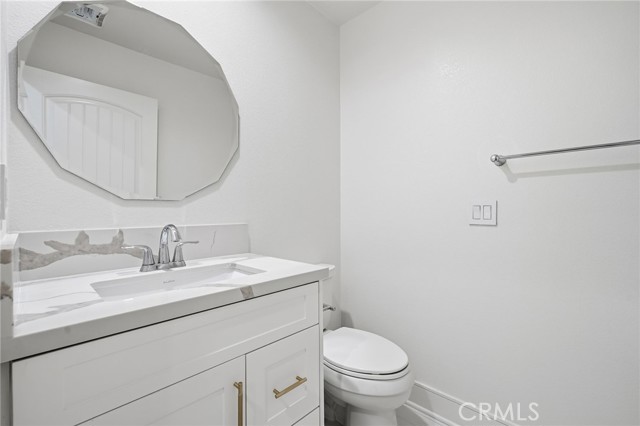 Detail Gallery Image 20 of 35 For 317 Rochester, Costa Mesa,  CA 92627 - 7 Beds | 6/1 Baths