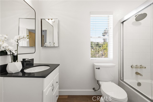 Detail Gallery Image 20 of 32 For 24603 Little Oak, Newhall,  CA 91321 - 5 Beds | 4 Baths