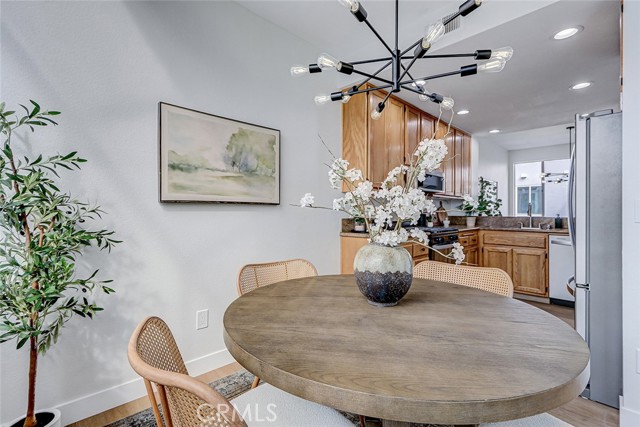 Detail Gallery Image 7 of 39 For 501 Herondo #18,  Hermosa Beach,  CA 90254 - 3 Beds | 2 Baths