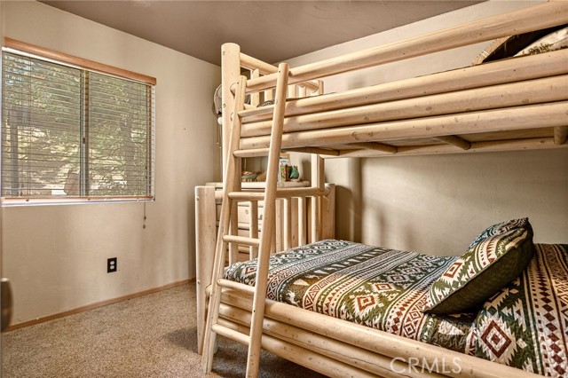 Detail Gallery Image 19 of 30 For 1256 Grass Valley, Lake Arrowhead,  CA 92352 - 3 Beds | 2 Baths