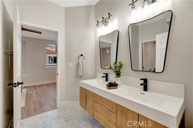 311 22nd Street, Huntington Beach CA: https://media.crmls.org/medias/0d33625e-6e82-4ed1-8599-82eb68217fd7.jpg