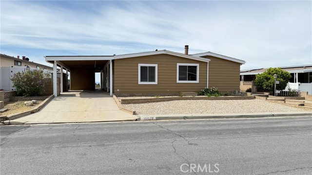 Detail Gallery Image 2 of 31 For 10079 Chisholm Trl, Cherry Valley,  CA 92223 - 2 Beds | 2 Baths