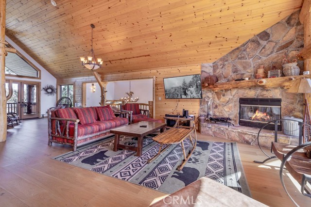 Detail Gallery Image 30 of 58 For 42530 Pegasus, Big Bear Lake,  CA 92315 - 4 Beds | 3/1 Baths