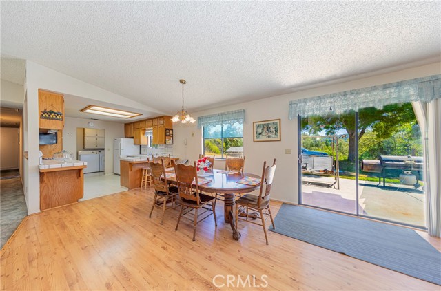 Detail Gallery Image 27 of 59 For 47457 Road 620, Oakhurst,  CA 93644 - 4 Beds | 3 Baths