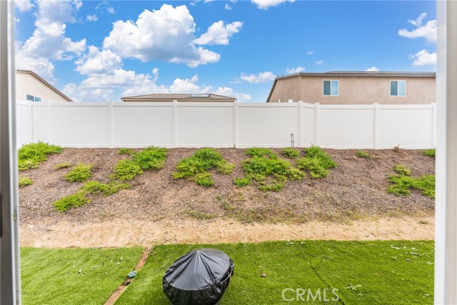25840 Lowland Court, Homeland CA: https://media.crmls.org/medias/0d36d429-5b5d-4f3b-ba48-74775875e891.jpg
