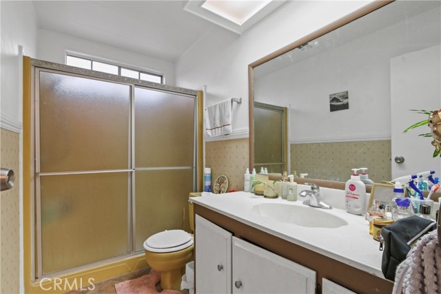 Detail Gallery Image 8 of 10 For 3595 Santa Fe Ave, #33, Long Beach,  CA 90810 - 3 Beds | 2 Baths