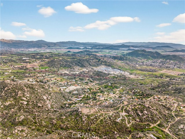 Detail Gallery Image 16 of 51 For 31300 Ruth Ln, Homeland,  CA 92548 - – Beds | – Baths