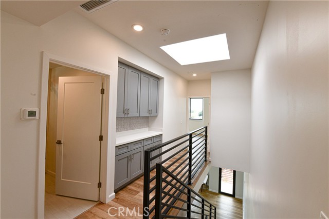 Detail Gallery Image 5 of 15 For 15810 1/2 S Vermont #1,  Gardena,  CA 90247 - 3 Beds | 2/1 Baths