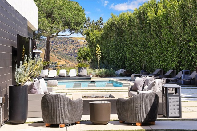 Detail Gallery Image 31 of 53 For 7139 Macapa, Los Angeles,  CA 90068 - 4 Beds | 5 Baths