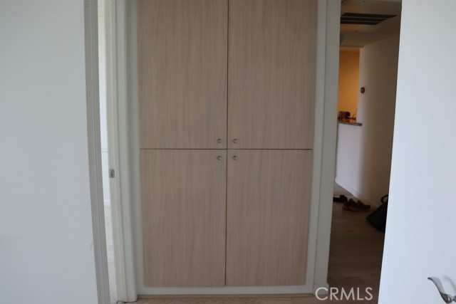 2385 Roscomare Road, Bel Air CA: https://media.crmls.org/medias/0d3817ed-8db1-414e-841c-9d318b04ce7b.jpg